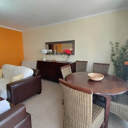 Gloria Apartment *